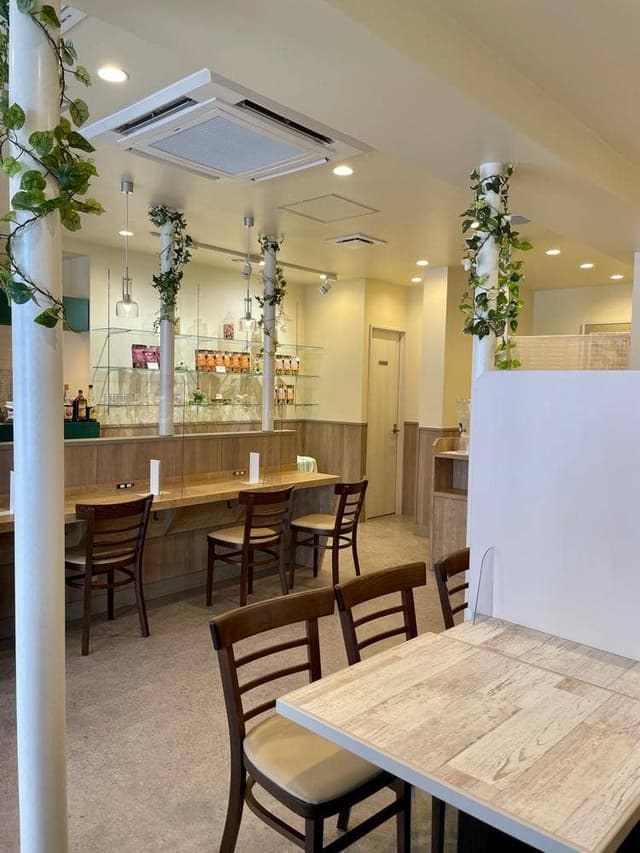 Cafe et bar MiiMi la foreet ici - サブ画像3