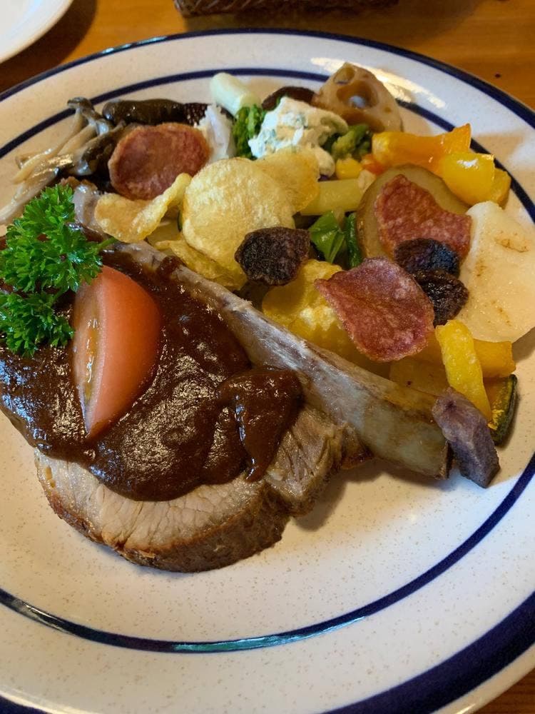 スイスレストランアルポン