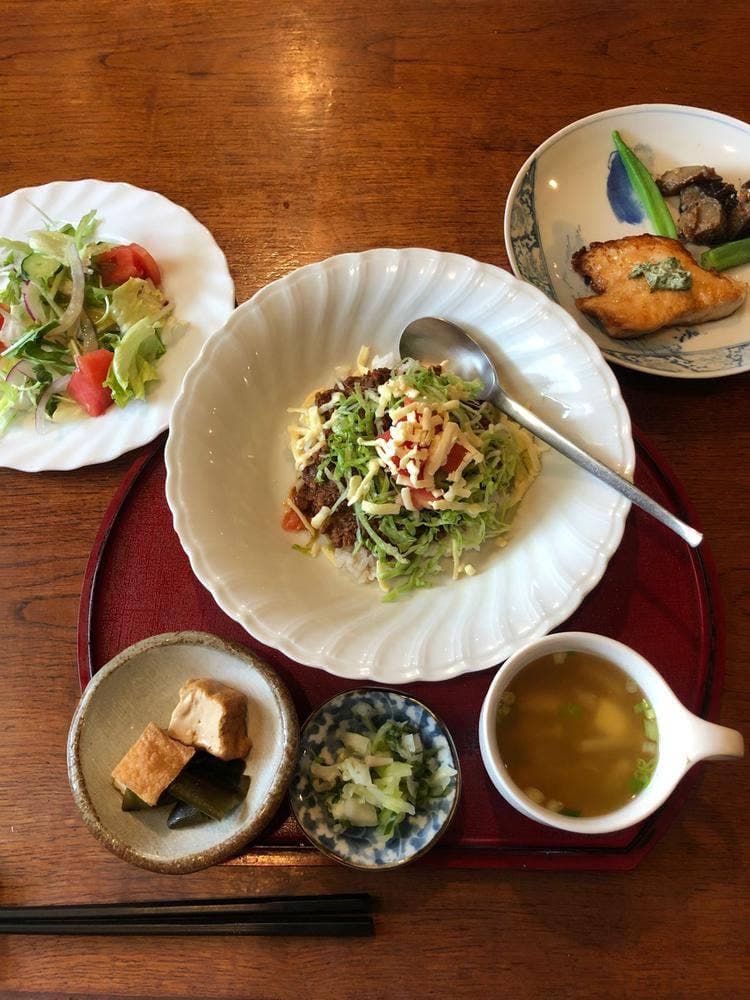 FOOD&COFFEE DELI 山羊や