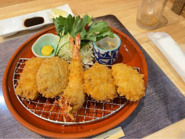 とんかつ 寿々久 - サブ画像1