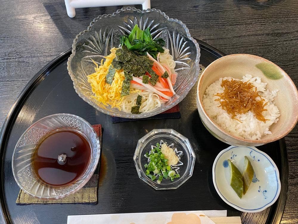 まい華