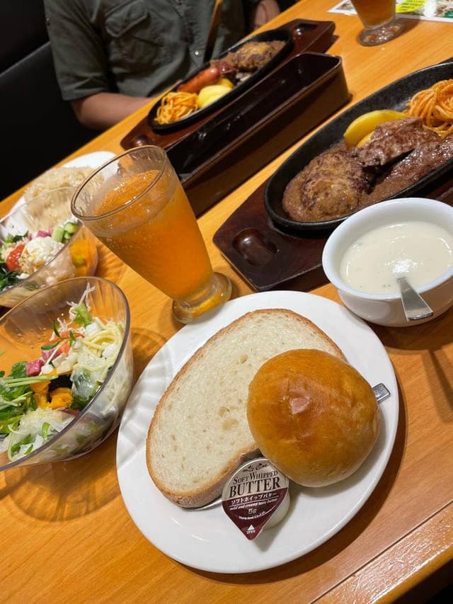ステーキ宮 町田木曽店 - サブ画像1
