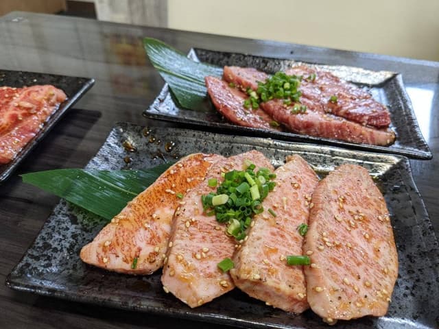 和牛専門店 焼肉亭 赤とんぼ - サブ画像1
