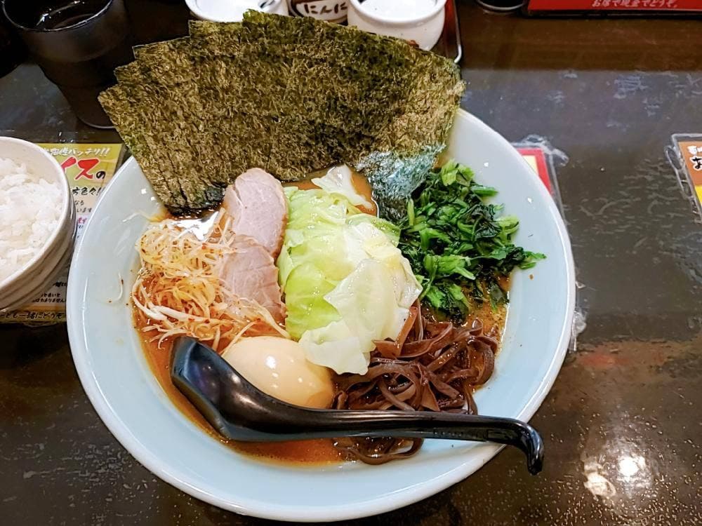 横濱豚骨醤油 ラーメン佐原
