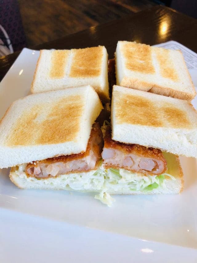 支留比亜珈琲店 岐阜岩滝店 - サブ画像1