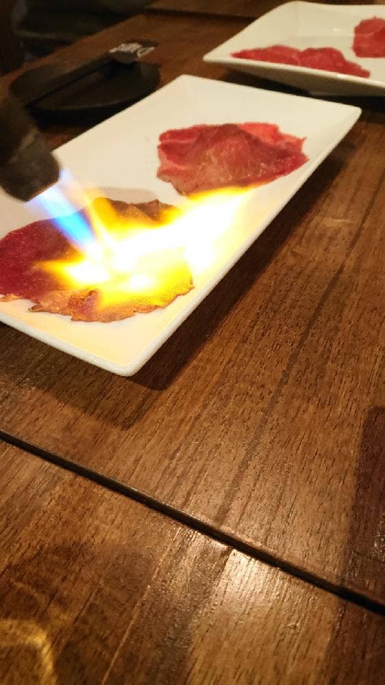 大衆和牛酒場 コンロ家 ～霜降り和牛鍋と神戸牛ホルモン鉄板焼～ 飯田橋店 - サブ画像1