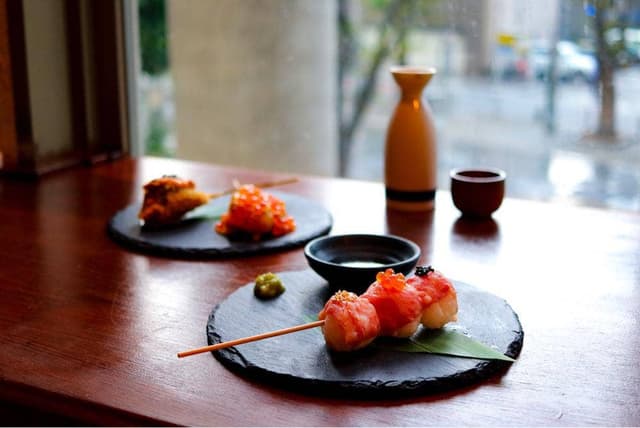 串揚げと肉炙り寿司 KUSHIEMON-串笑門- 静岡本店 - サブ画像1