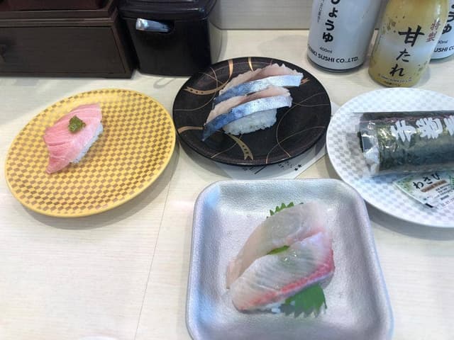 魚べい 平松本町店 - サブ画像1