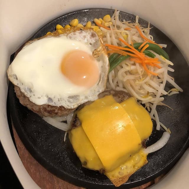 ハンバーグ・ステーキの美味しい店 肉のふじ屋 - サブ画像3