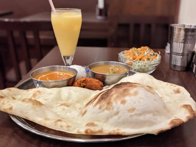 Jigri Indian Nepali Restaurant & Bar - サブ画像2