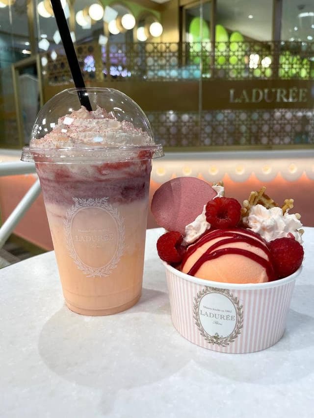 LADUREE 横浜 高島屋店 - サブ画像1