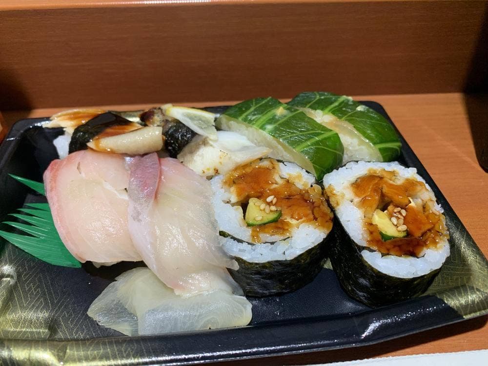 ちよだ鮨 勝田台店