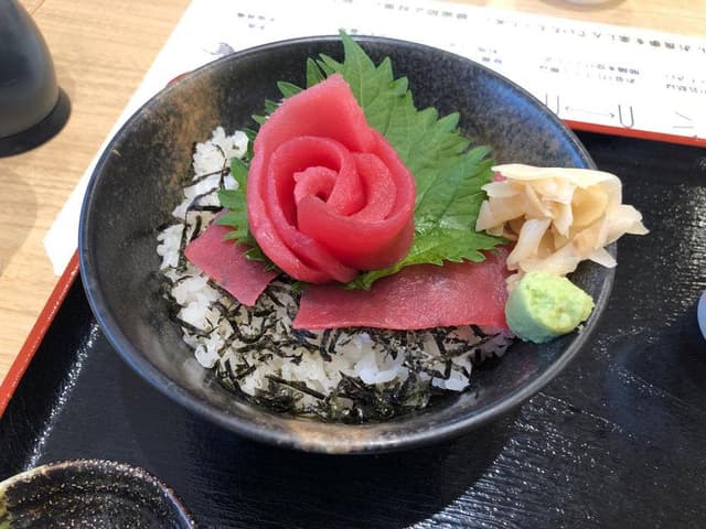 氷見海鮮丼 粋鮨 三井アウトレットパーク北陸小矢部店 - サブ画像1