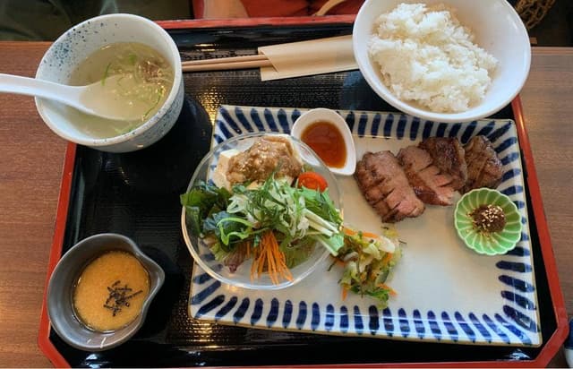 牛たん焼き 仙台辺見 堺三原台店 - サブ画像1