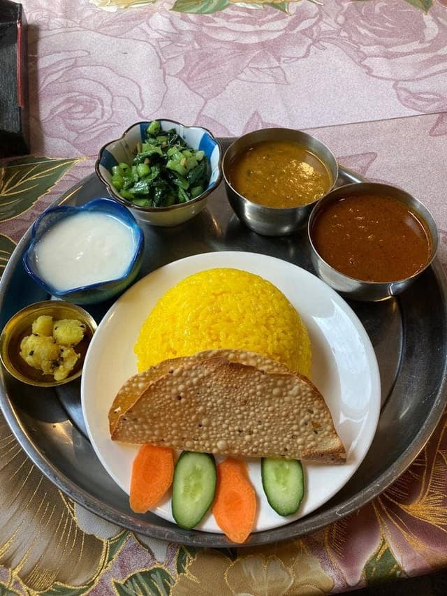 ネパール・インドレストラン エベレスト 薬師堂店 - サブ画像2