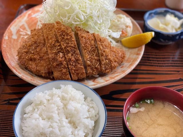 とんかつ いもや - サブ画像3