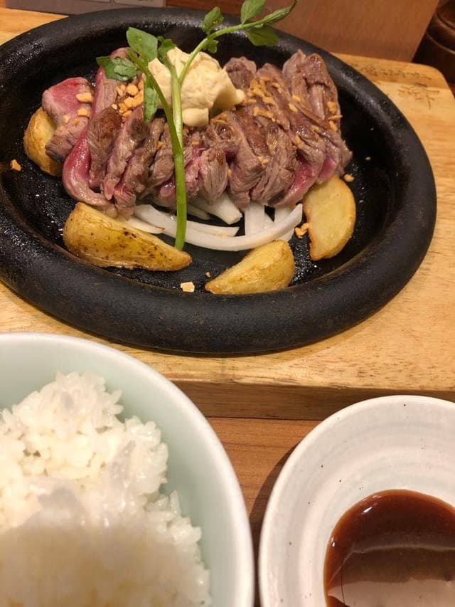 宮崎ステーキハウス 霧峰 川崎アゼリア店 - サブ画像2