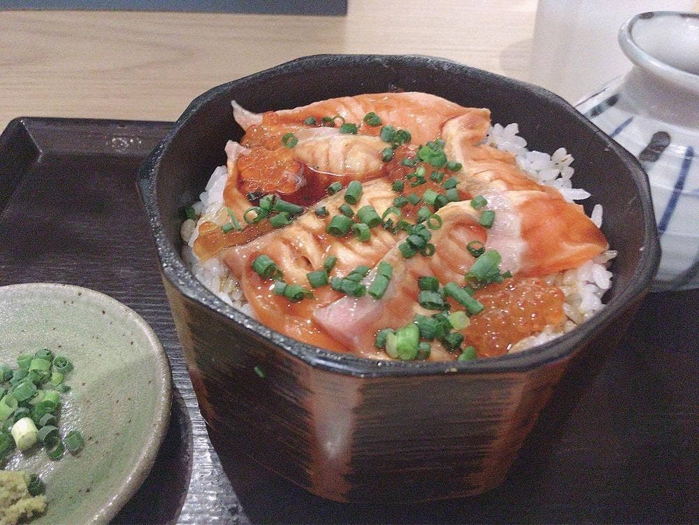 サーモンいくら専門店 海宝 プライムツリー赤池店