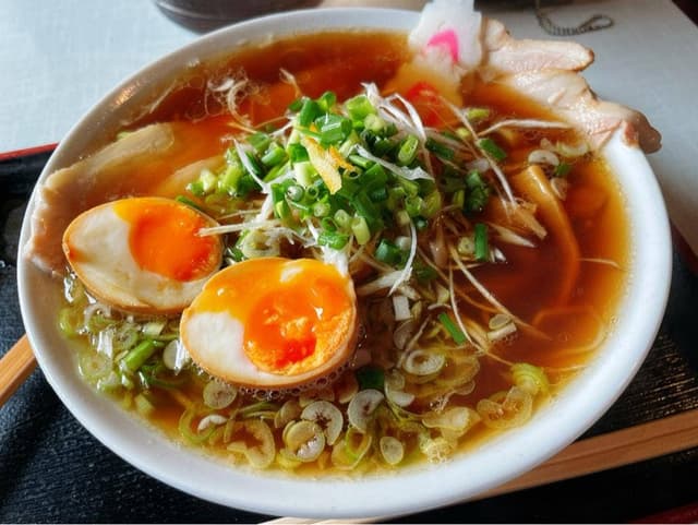 酒肴家 あご煮干しだしらーめん 魚ぶし屋 - サブ画像1