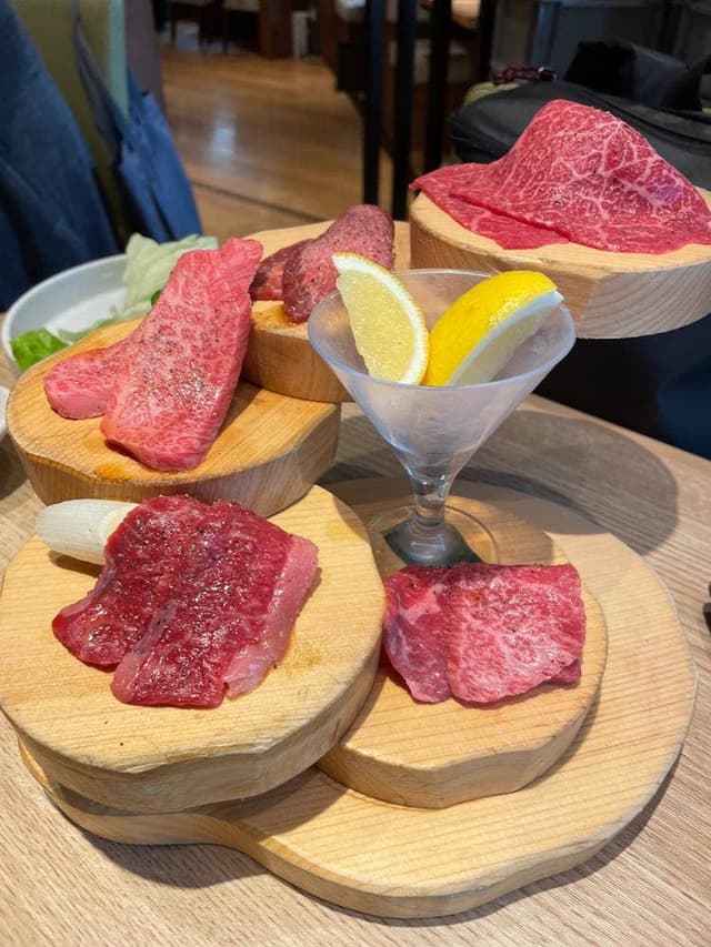 和牛放題の殿堂 秋葉原 肉屋横丁 - サブ画像1