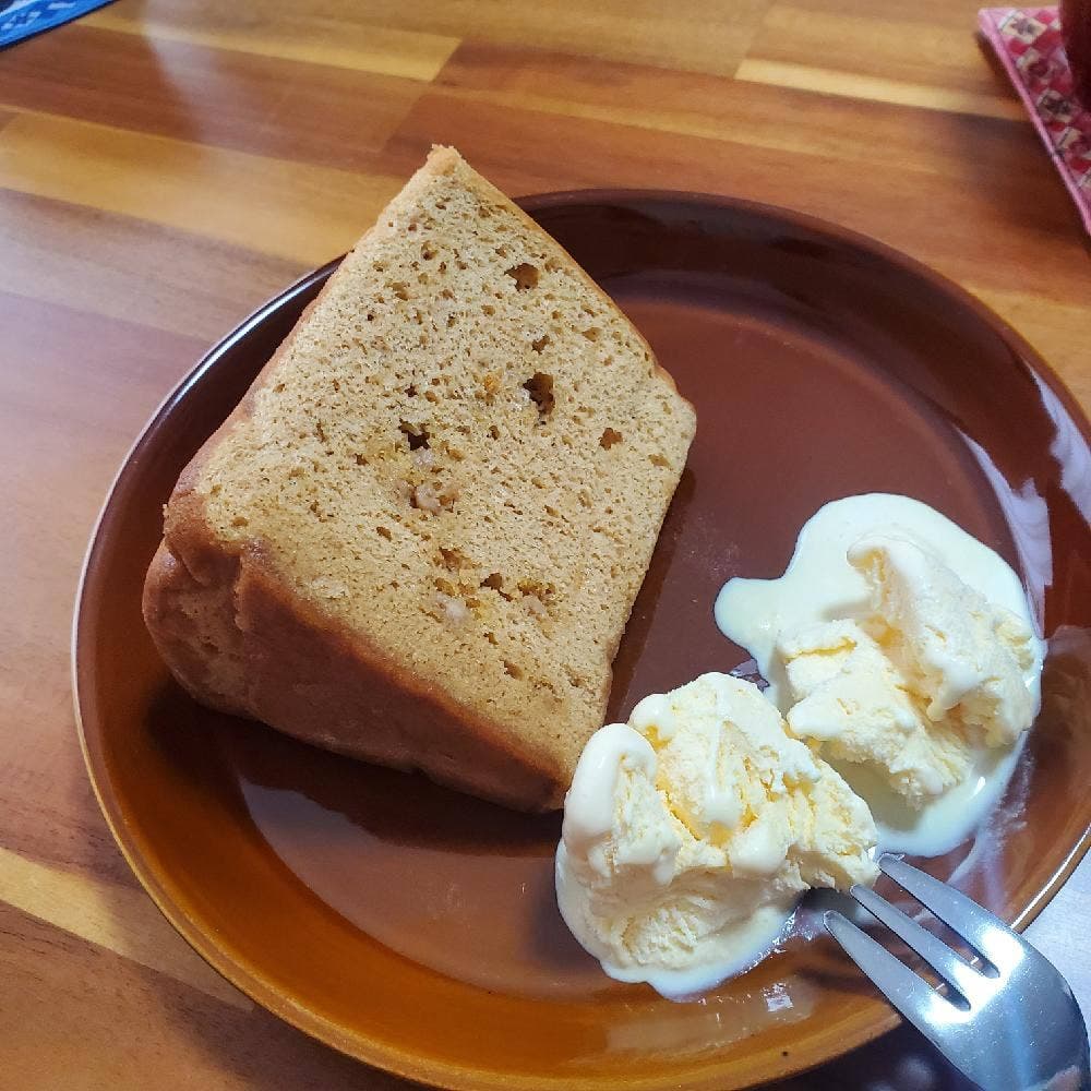高級食パン&シフォンケーキ 梨千 春日部店