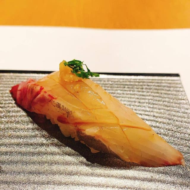 梅田お初天神 鮨処 辰 - サブ画像3