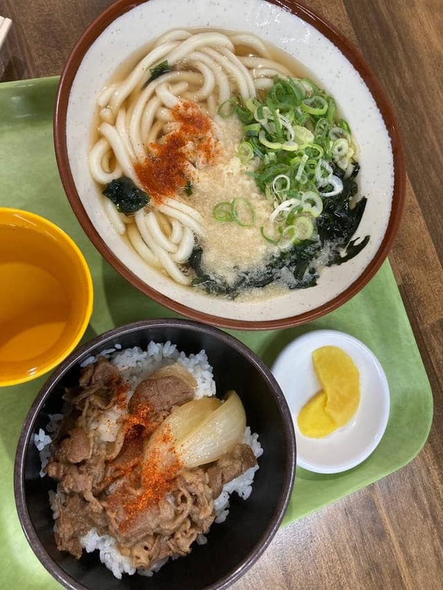 三角茶屋豊吉うどん 橘通店 - サブ画像1