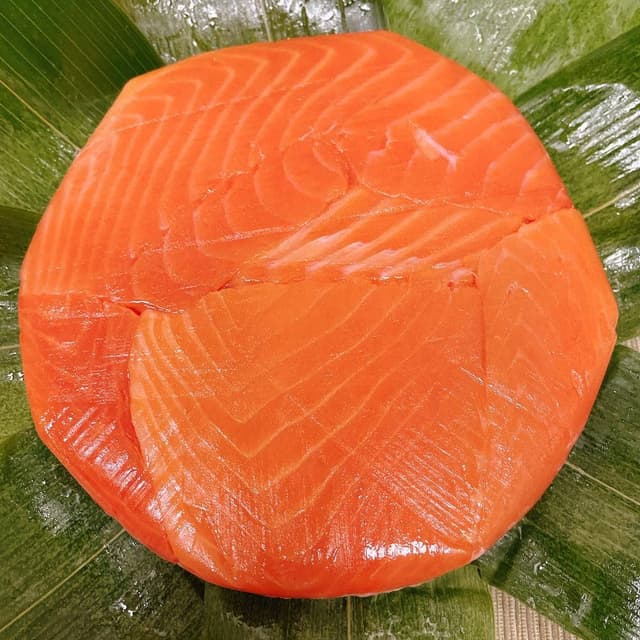 王子サーモン 銀座店 - サブ画像1