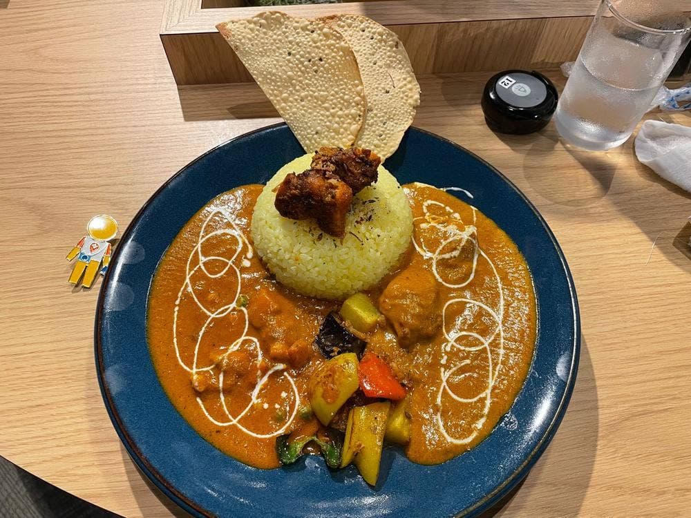 E→F CURRY 富士店