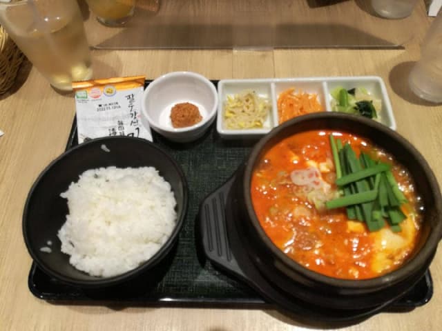 東京純豆腐 新越谷ヴァリエ店 - サブ画像1