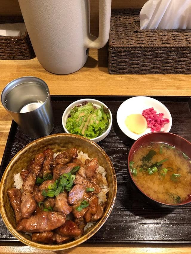 豚飯屋 ニクスケ - サブ画像1