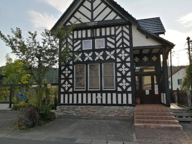 シュバルツバルト - サブ画像2