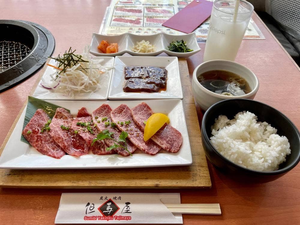 炭火焼肉 但馬屋