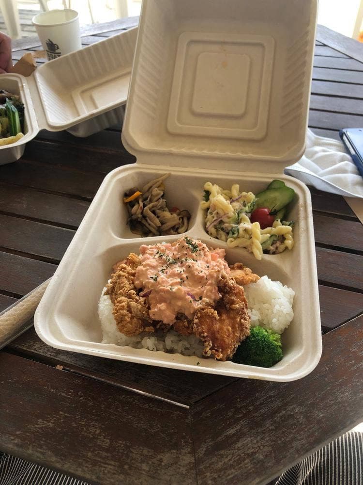 ボートカフェ 衣奈マリーナ