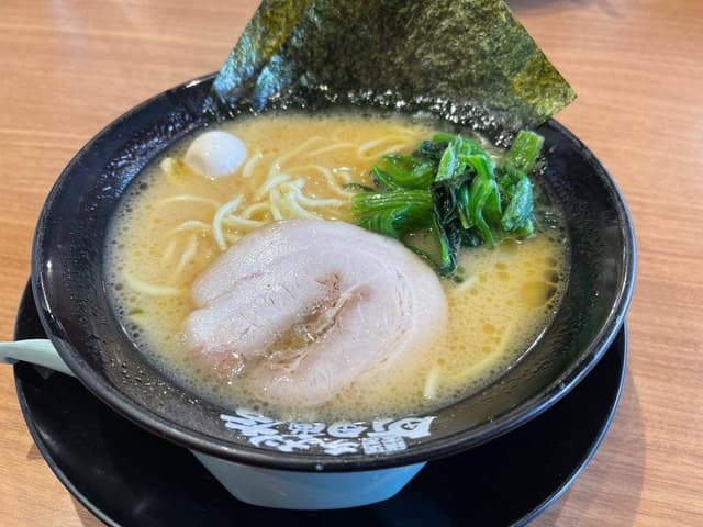 横浜家系ラーメン 町田商店 由比ヶ浜店 - サブ画像2