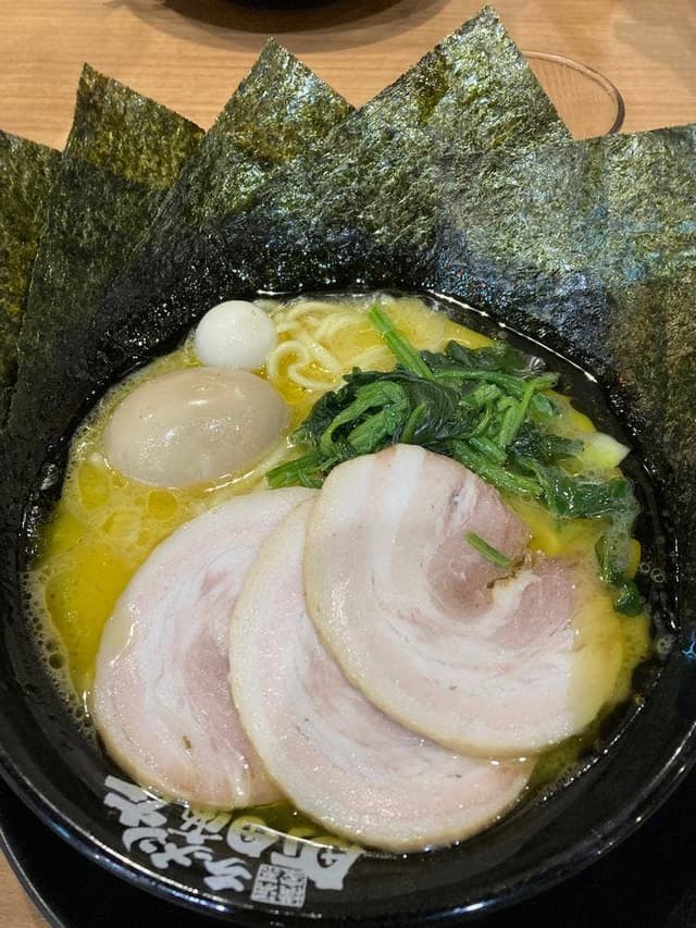 横浜家系ラーメン 町田商店 多賀城店 - サブ画像1