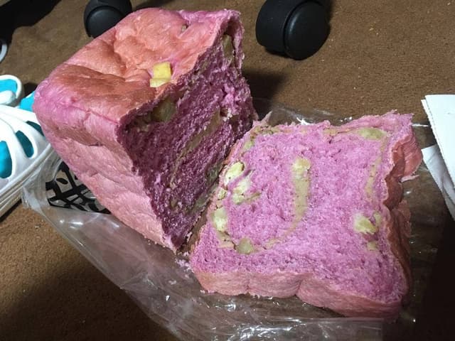 新出製パン所 小松分所 - サブ画像3