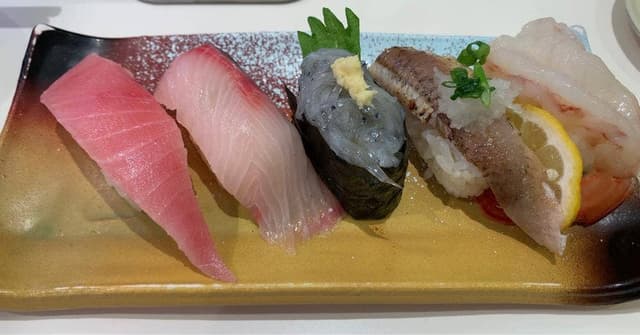 回転寿司みさき 武蔵小金井店 - サブ画像2
