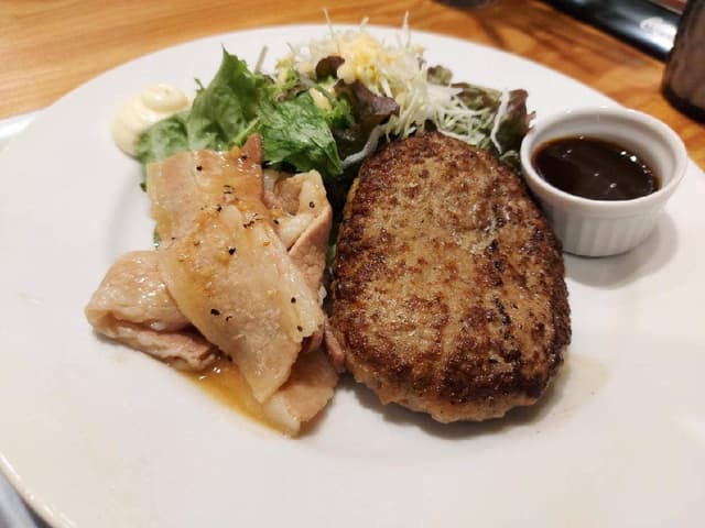 Tazza 新木場店 - サブ画像1