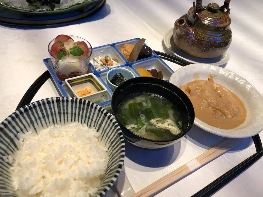 レストランロータス