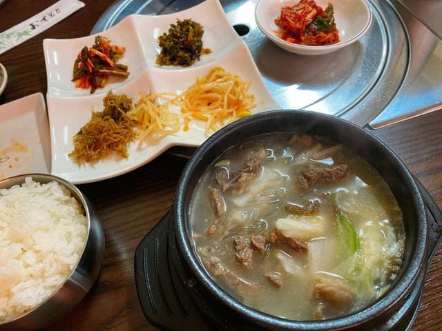 笑顔の豚 - サブ画像1