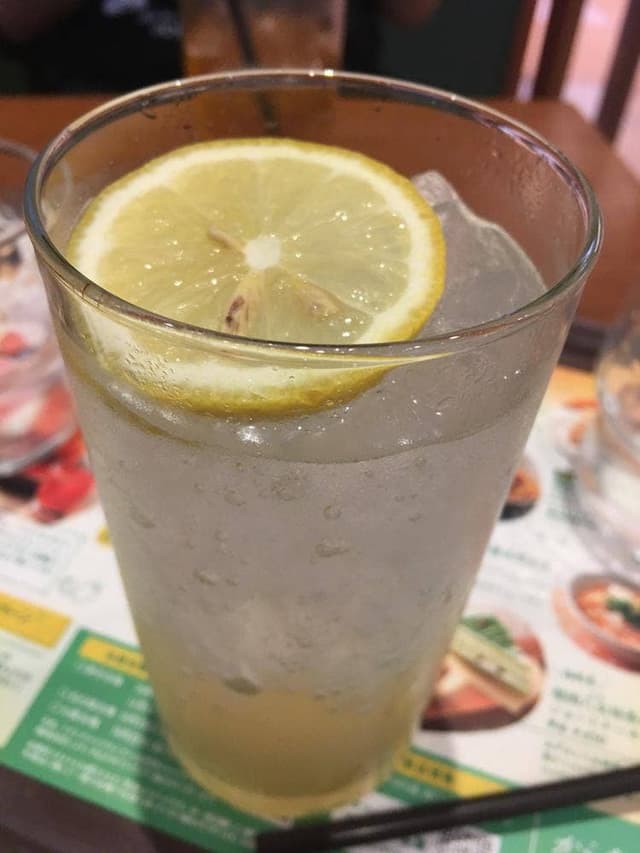 カフェ・ド・クリエ 新宿フロントタワー店 - サブ画像2