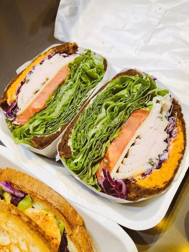 SAKASALIGHT SANDWICHES