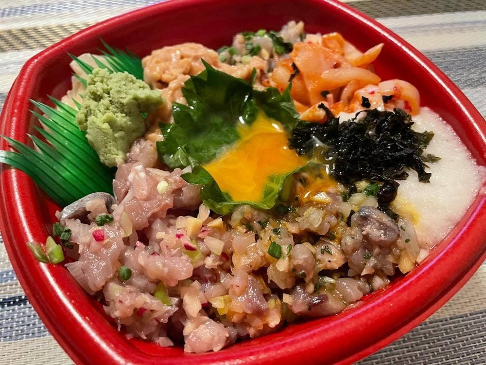 丼丸 DeLi 成城店