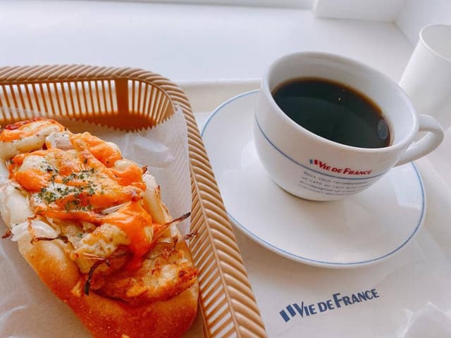 VIE DE FRANCE 天下茶屋店 - サブ画像2