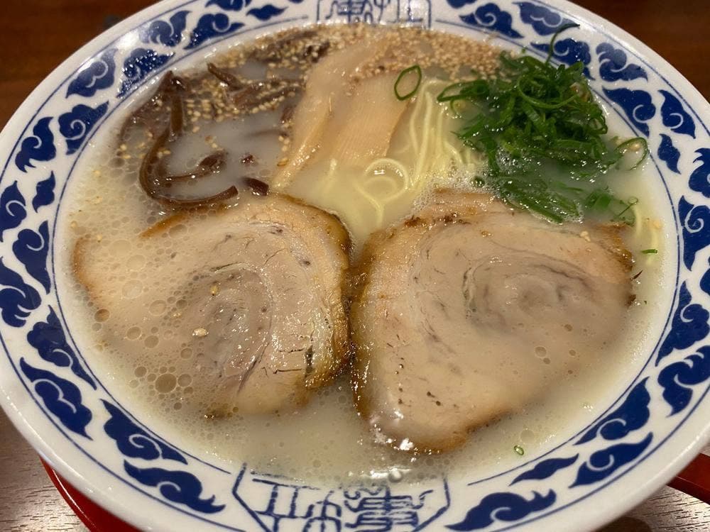 九州ラーメン亀王 名谷店