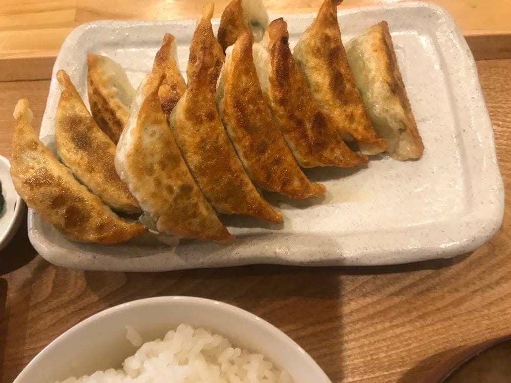 餃子屋ヒロ