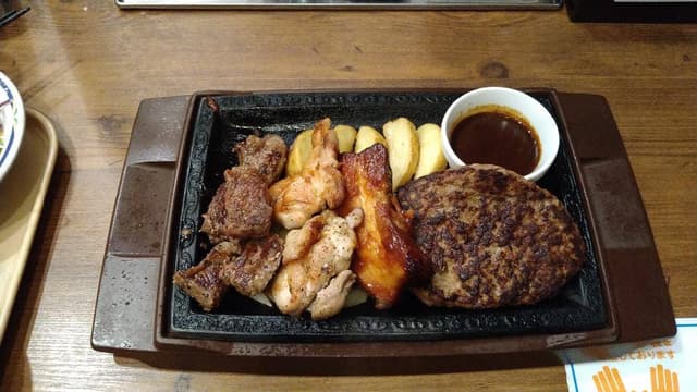 ステーキガスト 沢良宜駅前店 - サブ画像2