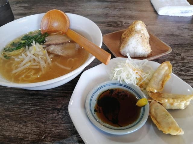 ドンドン飯店 2号店 - サブ画像1