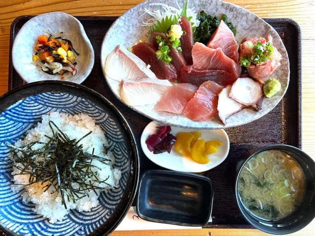 勝浦港 市場食堂 勝喰 - サブ画像2